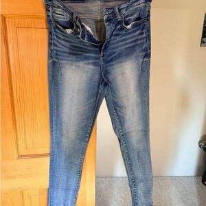 Buckle Women's Skinny Jeans in Faded Blue